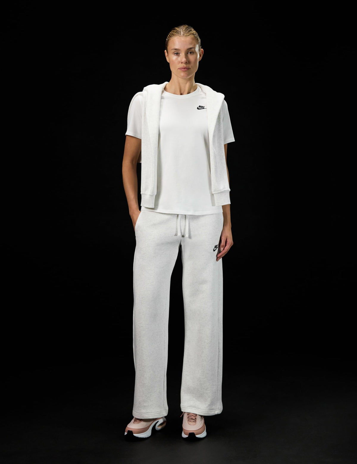 Nike W NSW Club SS Tee Shirt Femme - PATOGAZ