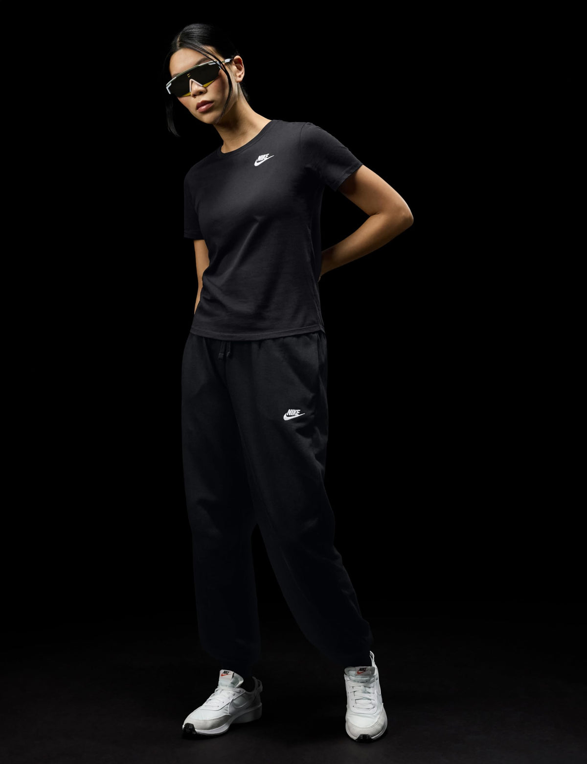 Nike W NSW Club SS Tee Shirt Femme - PATOGAZ