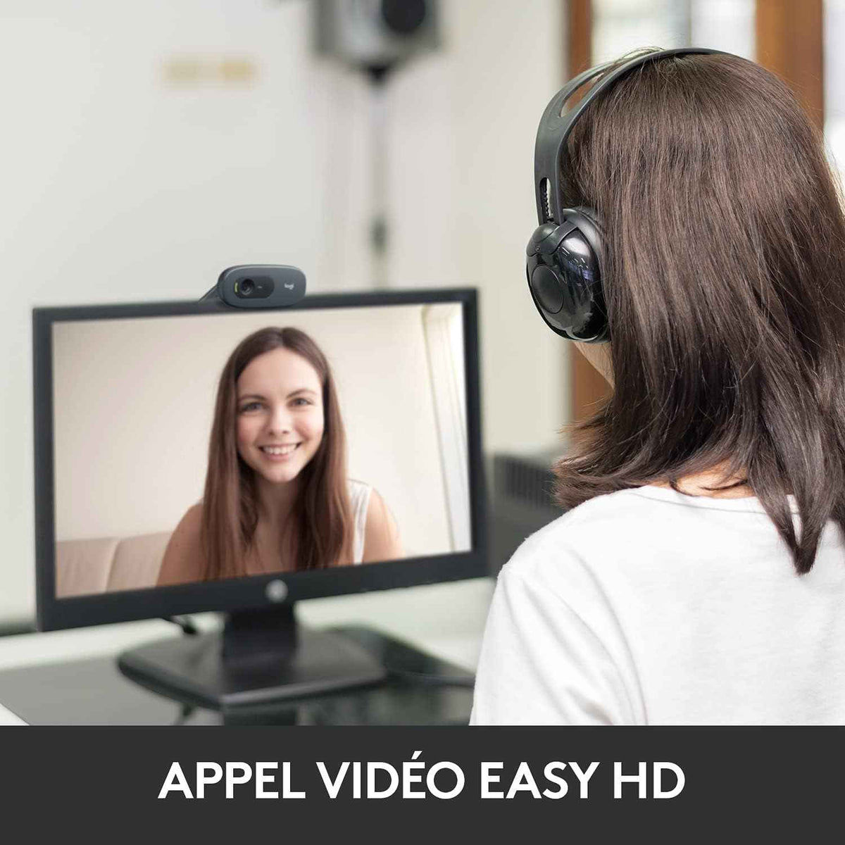 Logitech C270 Webcam Streaming HD | Webcam 720p/30ips, Appel Vidéo HD, Large Champ de Vision, Micro Antiparasites, Skype/FaceTime, PC/Mac/Chromebook