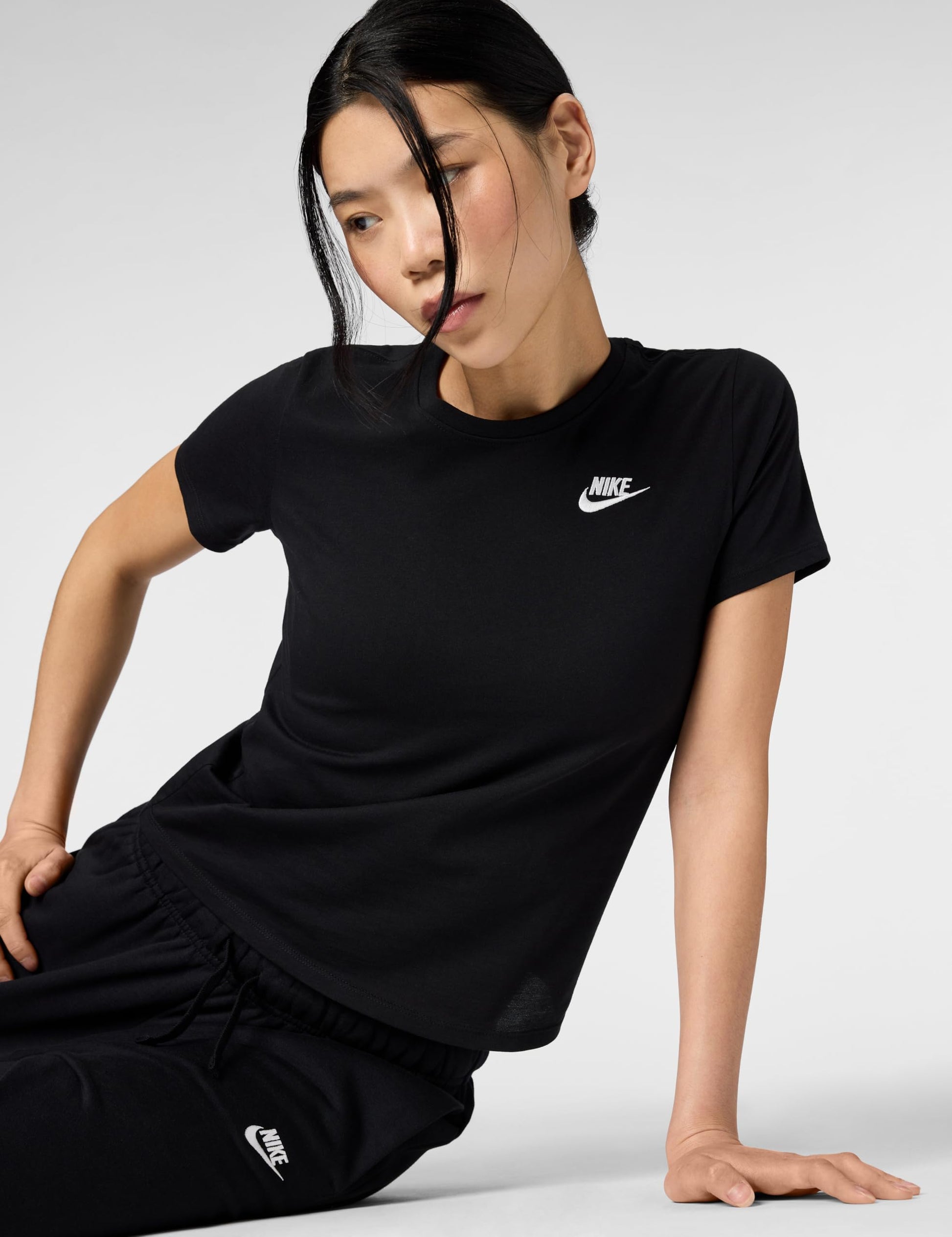 Nike W NSW Club SS Tee Shirt Femme - PATOGAZ