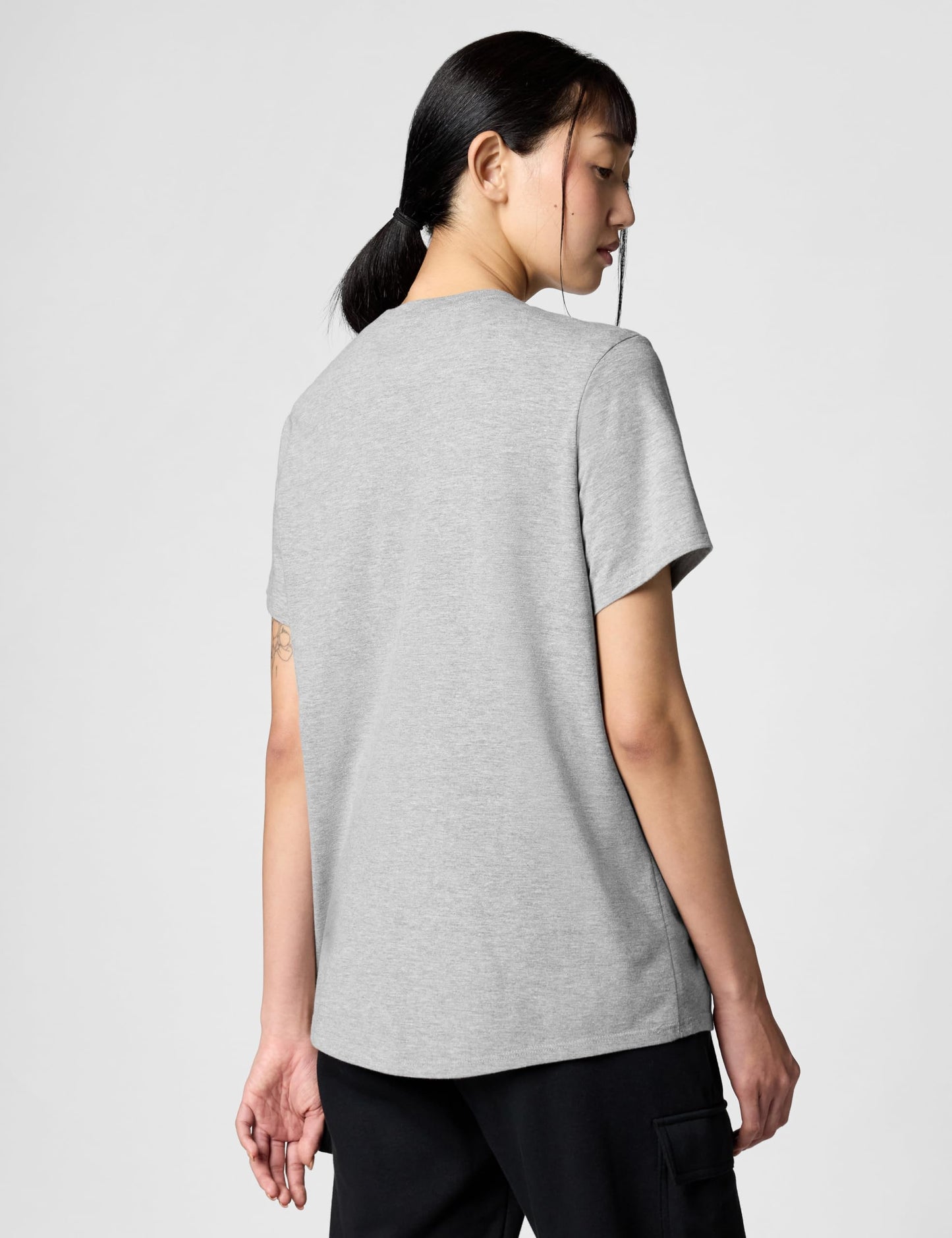 Nike W NSW Club SS Tee Shirt Femme - PATOGAZ