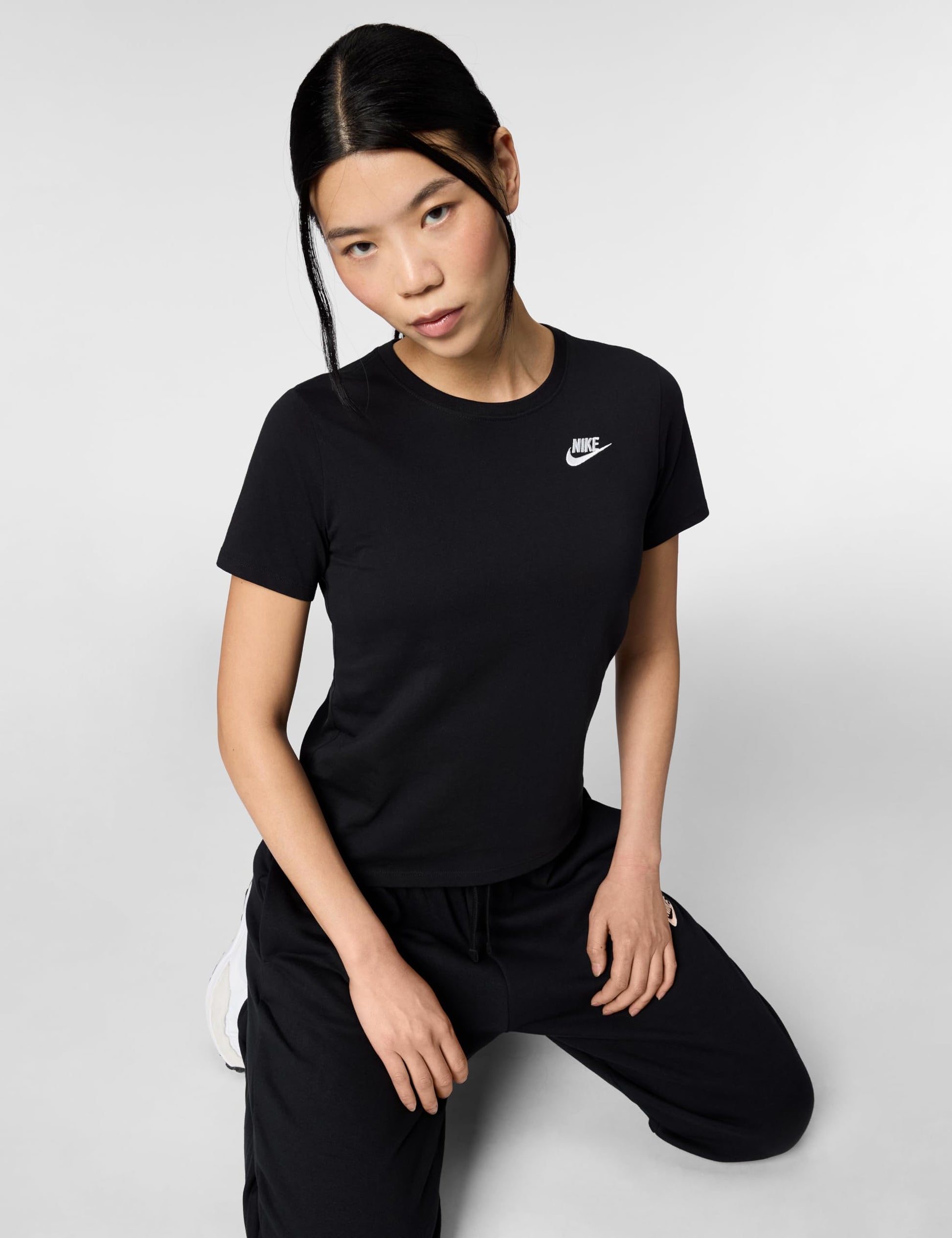 Nike W NSW Club SS Tee Shirt Femme - PATOGAZ