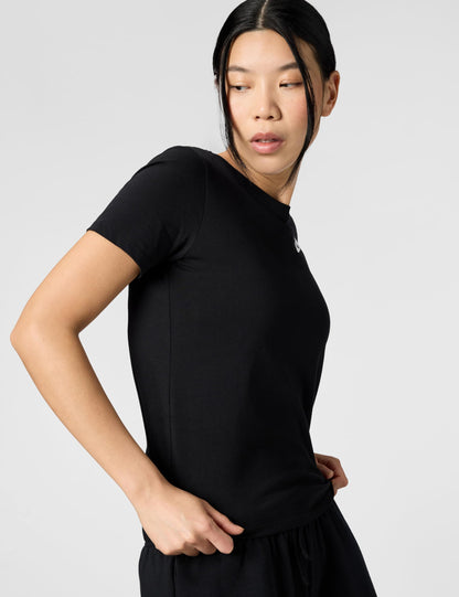 Nike W NSW Club SS Tee Shirt Femme - PATOGAZ