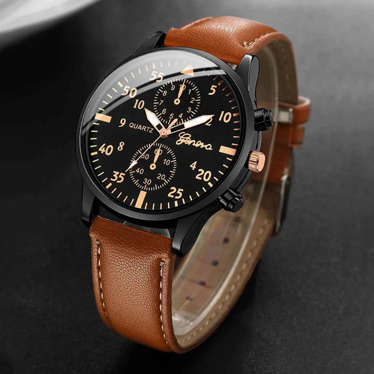 Montre avec un cadran style arabe vintage, bracelet en cuir,   4 pieces (sans boîte)