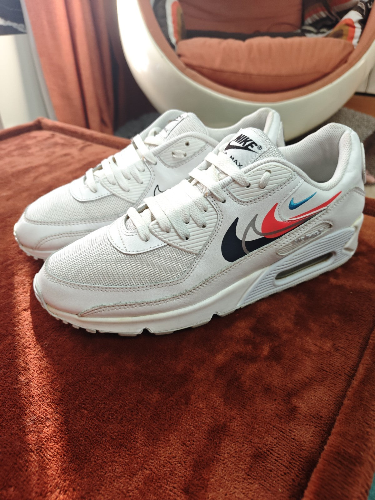 Nike Air Max 90 "Multi Swoosh"  Blanc / Cramoisi — UK 11 / EU 46