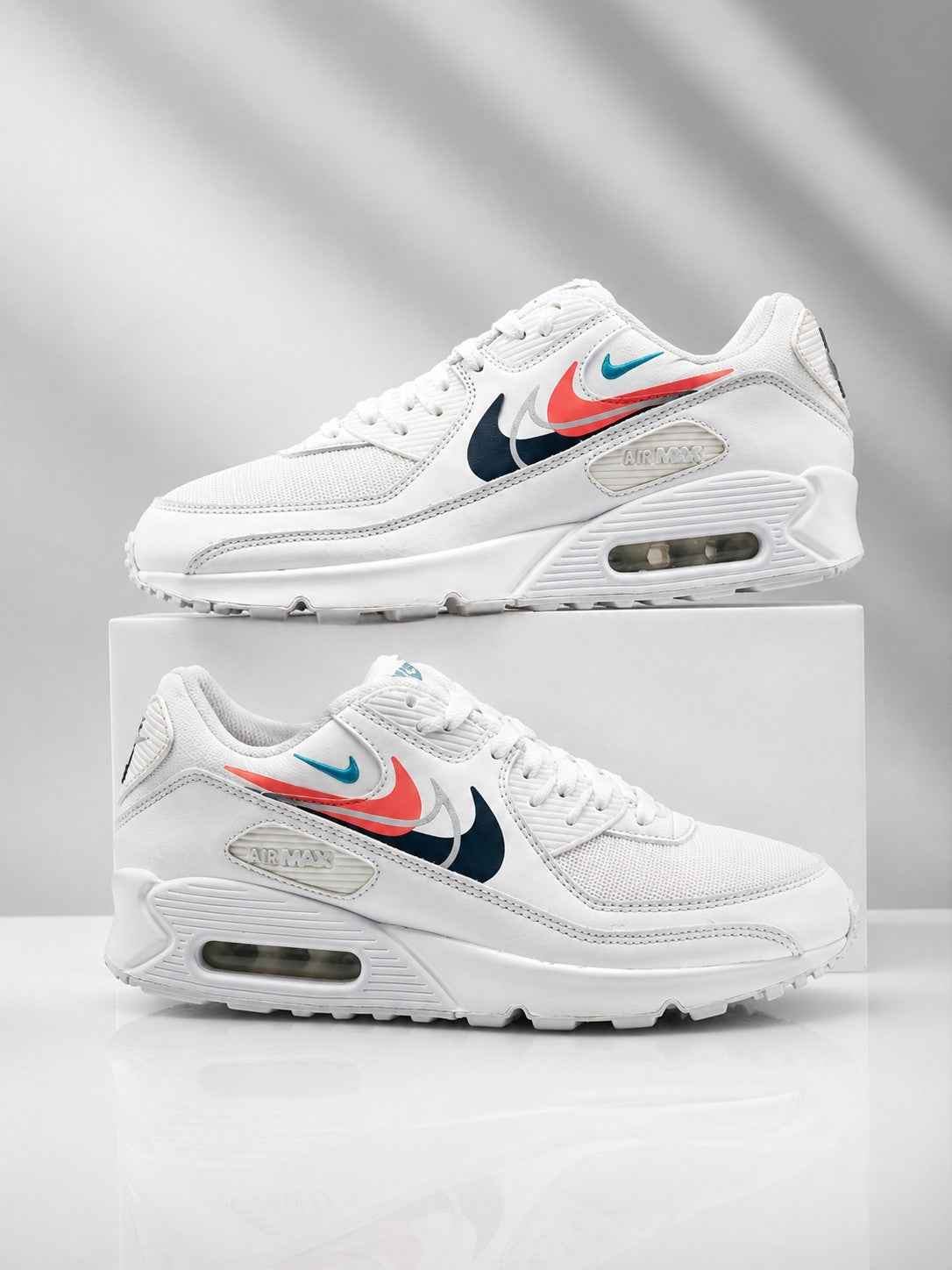 Nike Air Max 90 "Multi Swoosh"  Blanc / Cramoisi — UK 11 / EU 46