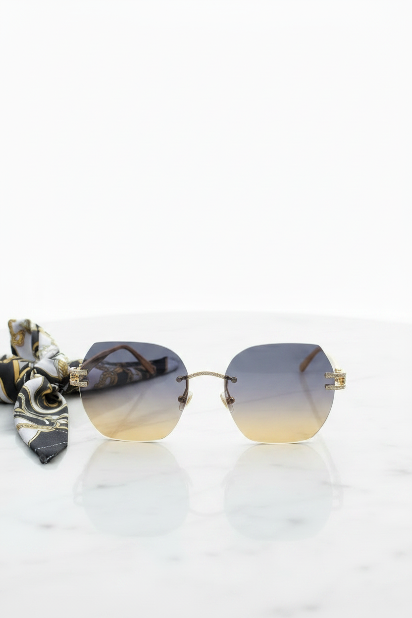 Lunettes de soleil carrées style Carrera / Verres dégradés       (bleu & beige)